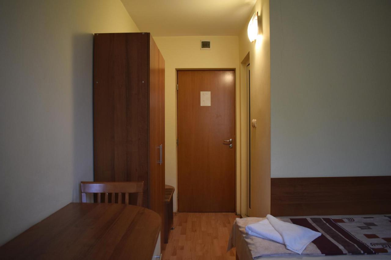Hotel Jeravna Μπάνκια Εξωτερικό φωτογραφία